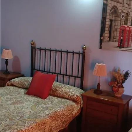 Casa Grande Pensión Villarroya de la Sierra